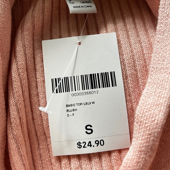 Forever 21 pink knit hooded sweater New with Tags *Small - Picture 3 of 5